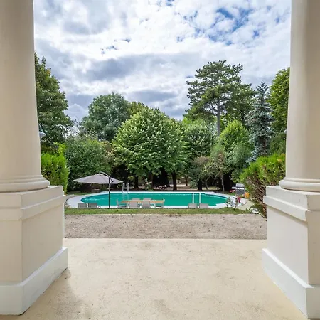 Vila Privatelodge - Villa Avec Piscine En Bords De Marne
