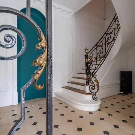 Vila Privatelodge - Villa Avec Piscine En Bords De Marne